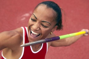 柯尔赞稳步晋级决赛展现潜力，赞达亚·科尔曼采访