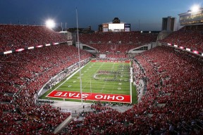 特色足球文化节成为城市文化品牌的重要组成部分，足球文化艺术节