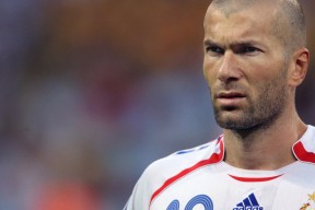 英超最终冲刺：悬念、激情、荣耀！，“英超”